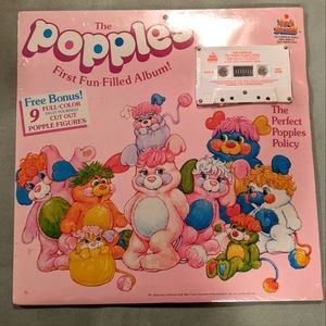 BNIP Vintage Popples Cassette and Cut Out Figures